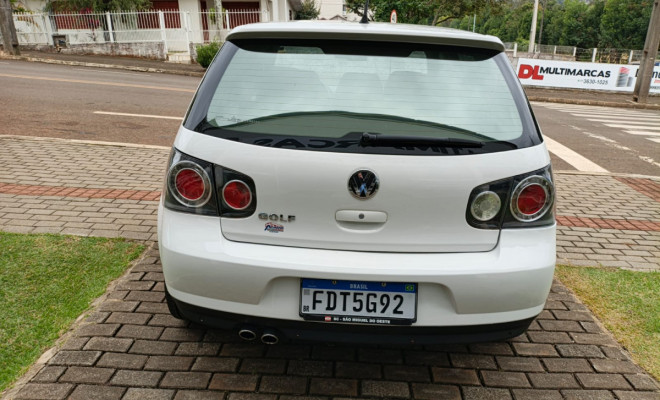 VW - VolksWagen Golf Sportline 1.6 Mi Total Flex 8V 4p 2013 Flex-3