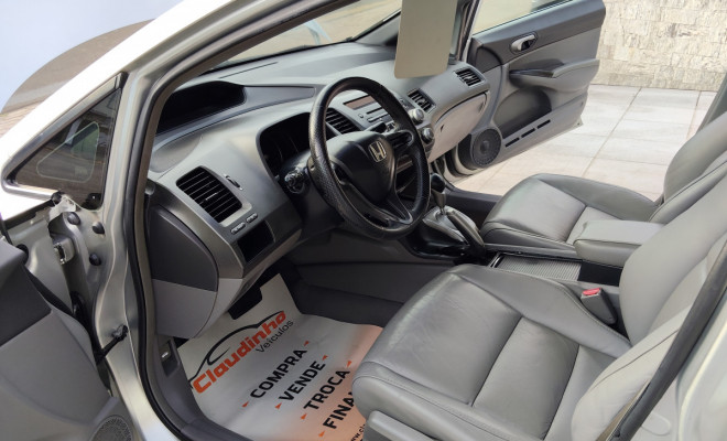 Honda Civic Sedan LXS 1.8/1.8 Flex 16V Aut. 4p 2008 Flex-9