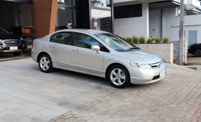 Honda Civic Sedan LXS 1.8/1.8 Flex 16V Aut. 4p 2008 Flex