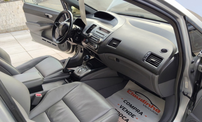 Honda Civic Sedan LXS 1.8/1.8 Flex 16V Aut. 4p 2008 Flex-8