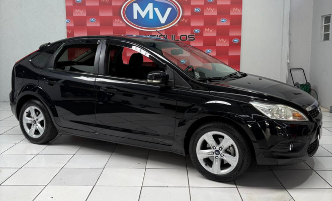 Ford Focus 1.6 S/SE/SE Plus Flex 8V/16V  5p 2013 Flex