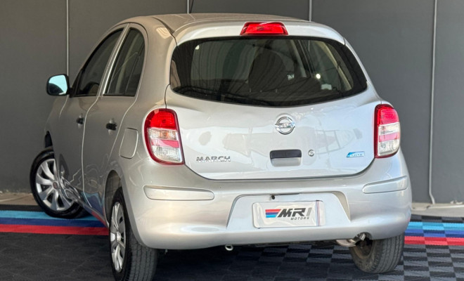Nissan MARCH SV 1.6 16V Flex Fuel 2013 Flex-1