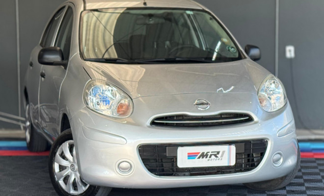 Nissan MARCH SV 1.6 16V Flex Fuel 2013 Flex