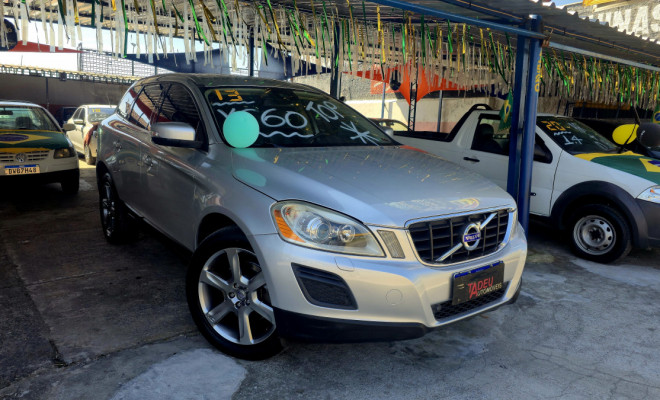 Volvo XC 60 2.0 T5  5p 2013 Gasolina-10