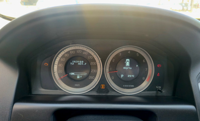 Volvo XC 60 2.0 T5  5p 2013 Gasolina-4