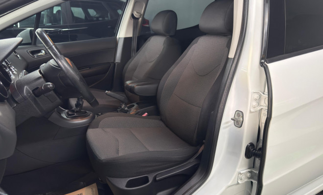 Peugeot 308 Allure 2.0 Flex 16V 5p Mec. 2013 Flex-7