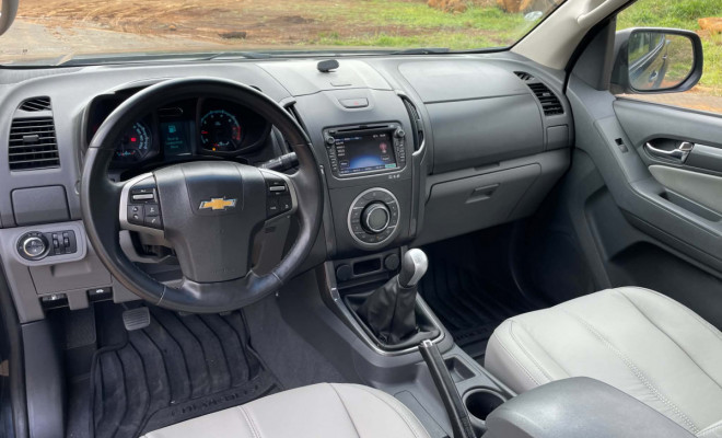 GM - Chevrolet S10 Pick-Up LTZ 2.4 F.Power 4x2 CD 2014 Flex-4