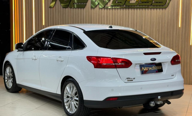 Ford Focus 2.0 16V/SE/SE Plus Flex 5p Aut. 2017 Flex-4