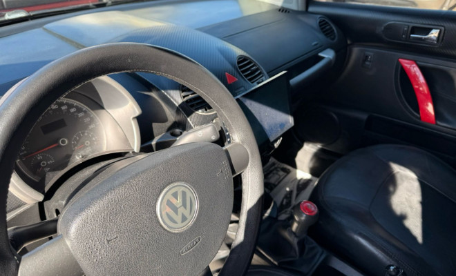 VW - VolksWagen New Beetle 2.0 Mi Mec./Aut. 2008 Gasolina-11
