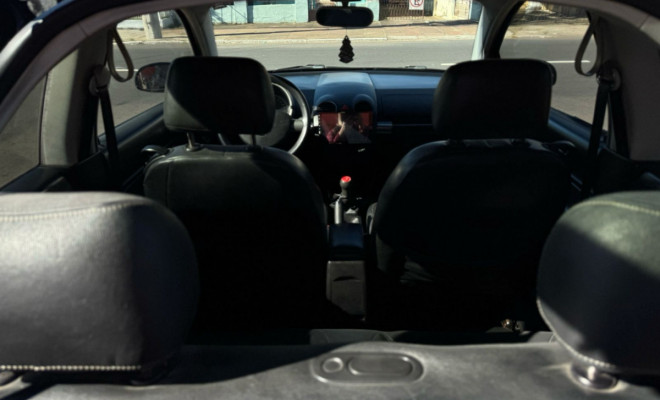 VW - VolksWagen New Beetle 2.0 Mi Mec./Aut. 2008 Gasolina-7