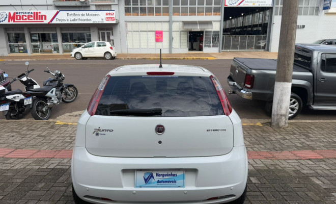 Fiat Punto ATTRACTIVE 1.4 Fire Flex 8V 5p 2011 Flex-4