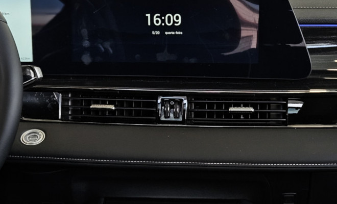 Omoda 5 Prestige 1.5 TB FWD 2026 Gasolina-9