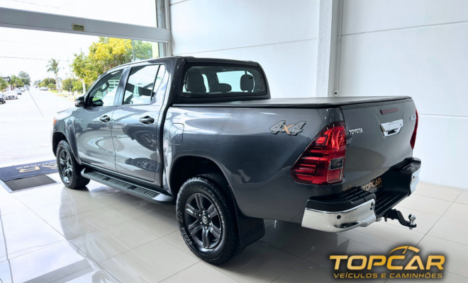 Toyota Hilux CD SR 4x4 2.8 TDI Diesel Aut. 2022 Diesel-4