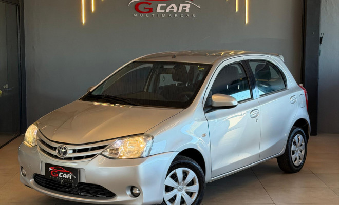 Toyota ETIOS XS 1.5 Flex 16V 5p Mec. 2014 Flex