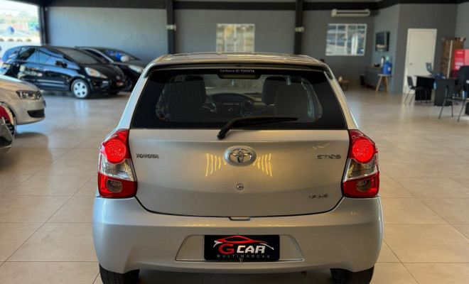 Toyota ETIOS XS 1.5 Flex 16V 5p Mec. 2014 Flex-4
