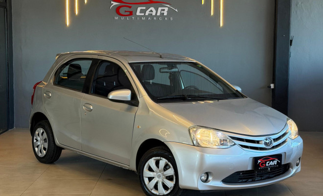 Toyota ETIOS XS 1.5 Flex 16V 5p Mec. 2014 Flex-0