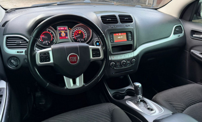 Fiat FREEMONT EMOT./PRECISION 2.4 16V 5p Aut. 2012 Gasolina-5