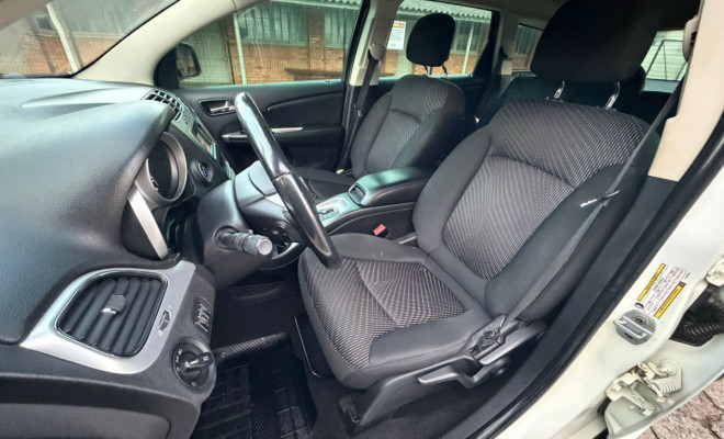 Fiat FREEMONT EMOT./PRECISION 2.4 16V 5p Aut. 2012 Gasolina-6