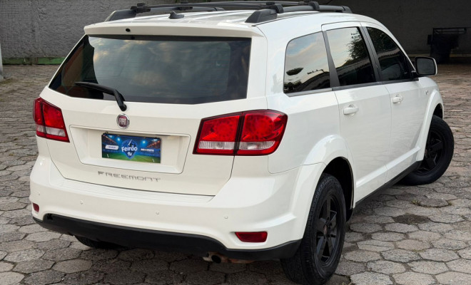 Fiat FREEMONT EMOT./PRECISION 2.4 16V 5p Aut. 2012 Gasolina-2