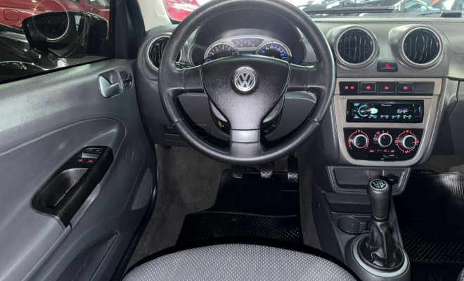 VW - VolksWagen VOYAGE 1.6/1.6 City  Mi Total Flex 8V 4p 2011 Flex-7