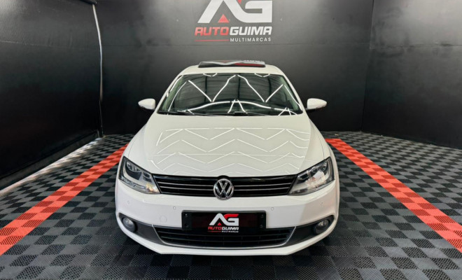 VW - VolksWagen JETTA Highline 2.0 TSI 16V 4p Tiptronic 2013 Flex-15