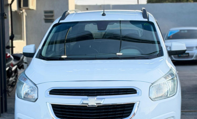 GM - Chevrolet SPIN LT 1.8 8V Econo.Flex 5p Mec. 2014 Flex