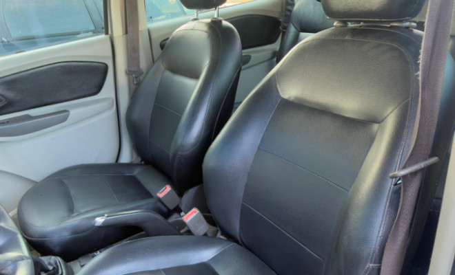 GM - Chevrolet SPIN LT 1.8 8V Econo.Flex 5p Mec. 2014 Flex-10