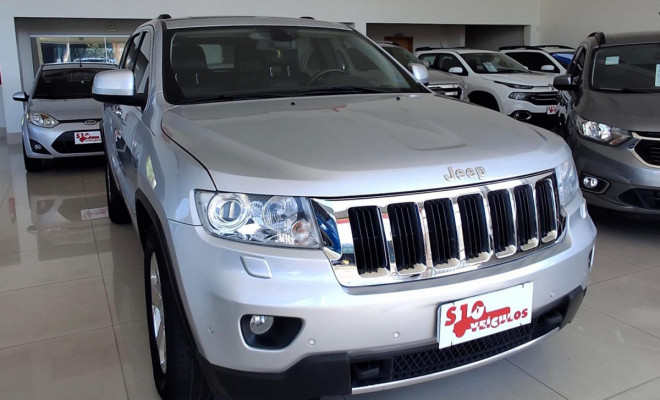 Jeep Grand Cherokee Laredo 3.6 4x4 V6 Aut. 2011 Flex