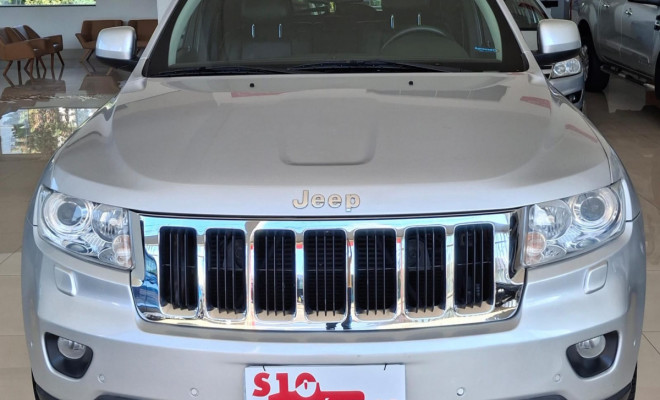Jeep Grand Cherokee Laredo 3.6 4x4 V6 Aut. 2011 Flex-0