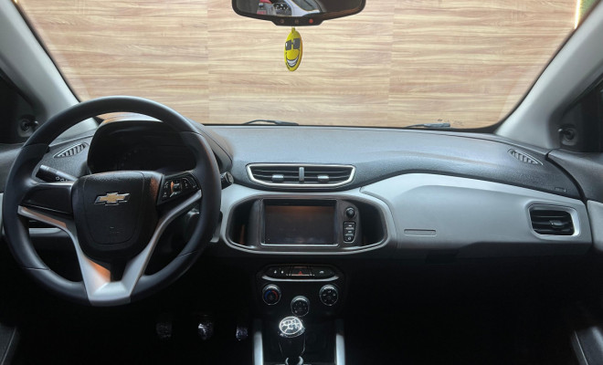 GM - Chevrolet ONIX HATCH LT 1.0 8V FlexPower 5p Mec. 2017-4