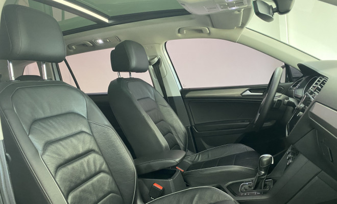 VW - TIGUAN Allspac Comf 250 TSI 1.4 C/ Teto 2019-9