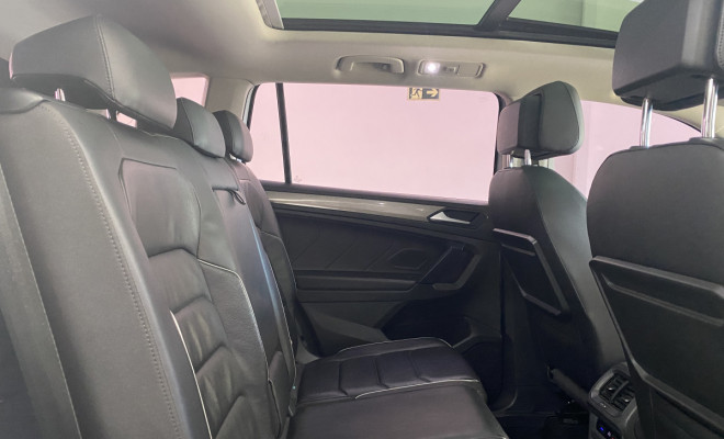 VW - TIGUAN Allspac Comf 250 TSI 1.4 C/ Teto 2019-11