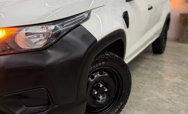 Fiat Strada Endurance 1.4 Flex 8V CS Plus 2023 Flex-0
