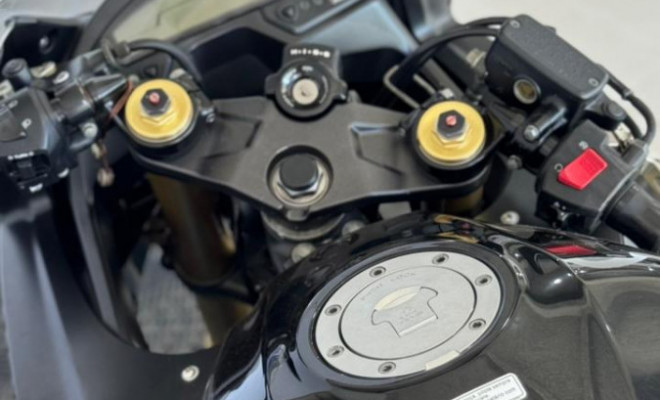 HONDA CBR 600 F 2012 Gasolina-0