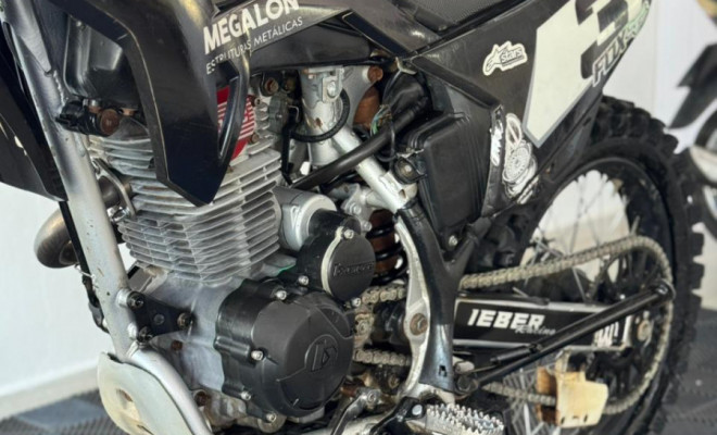 HONDA CRF 230 F 2012 Gasolina-7