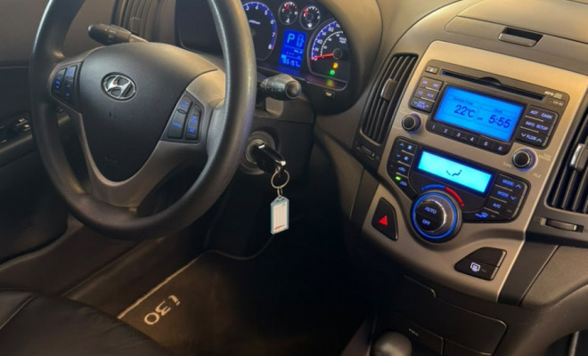 Hyundai i30 2.0 16V 145cv 5p Aut. 2011 Gasolina-15