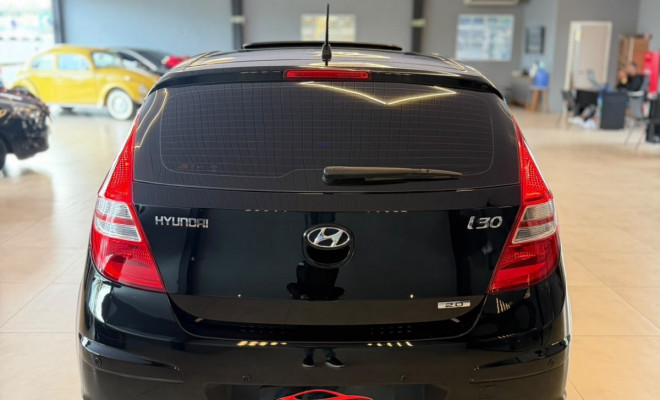 Hyundai i30 2.0 16V 145cv 5p Aut. 2011 Gasolina-6