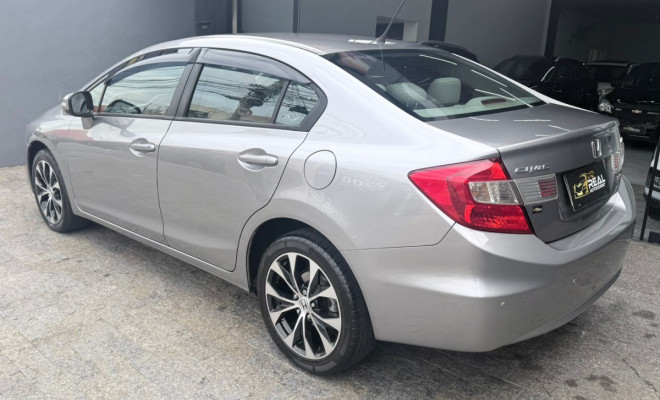 Honda Civic Sedan LXR 2.0 Flexone 16V Aut. 4p 2016 Flex-2