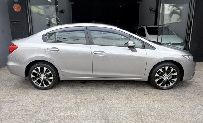Honda Civic Sedan LXR 2.0 Flexone 16V Aut. 4p 2016 Flex-7