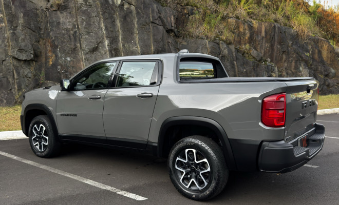 RAM RAMPAGE REBEL 2.0 TB CD 4X4 Diesel Aut. 2024 Diesel-3