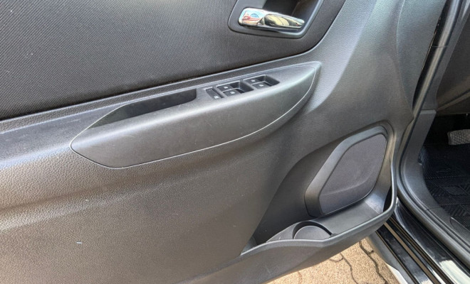 GM - Chevrolet SPIN ACTIV 1.8 8V Econo. Flex 5p Aut. 2018 Flex-4