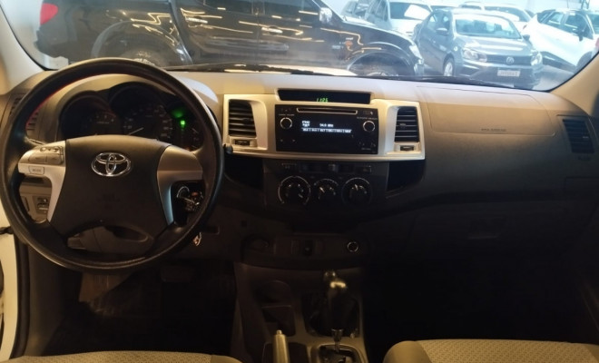 Toyota Hilux CD SR D4-D 4x4 3.0 TDI Dies Aut. 2015 Diesel-6