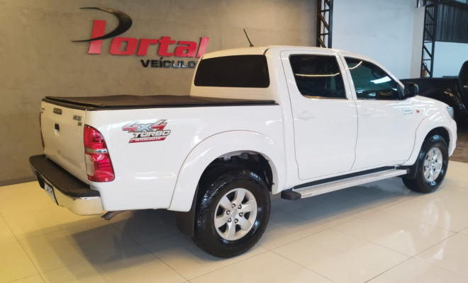 Toyota Hilux CD SR D4-D 4x4 3.0 TDI Dies Aut. 2015 Diesel-3