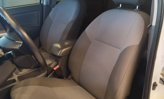 Toyota Hilux CD SR D4-D 4x4 3.0 TDI Dies Aut. 2015 Diesel-5