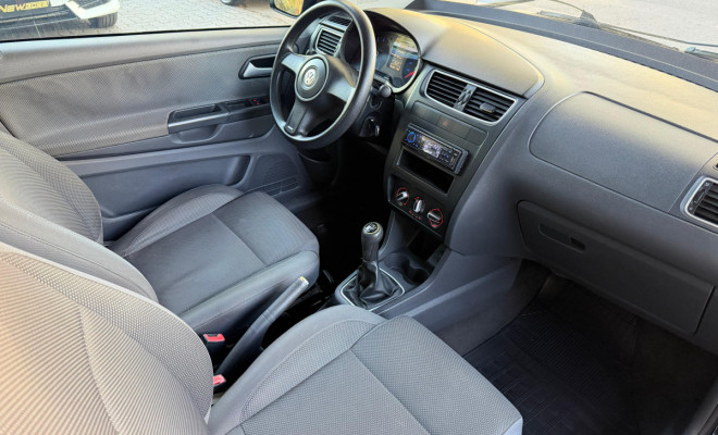 VW - VolksWagen Fox Plus 1.0Mi/ 1.0Mi Total Flex 8V 3p 2010 Flex-5