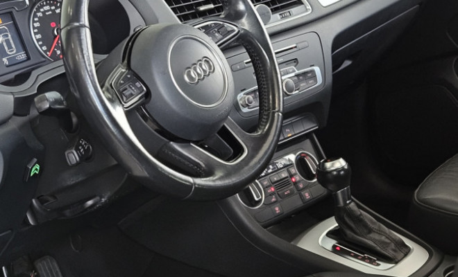 Audi Q3 1.4 TFSI/TFSI Flex S-tronic 5p 2017 Flex-5