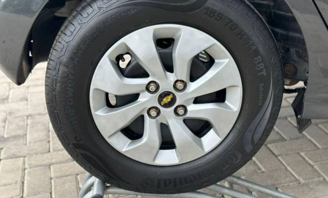 GM - Chevrolet ONIX HATCH LT 1.0 8V FlexPower 5p Mec. 2017 Flex-11