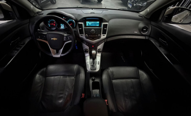 GM - Chevrolet CRUZE HB Sport LT 1.8 16V FlexP. 5p Aut 2013 Flex-7