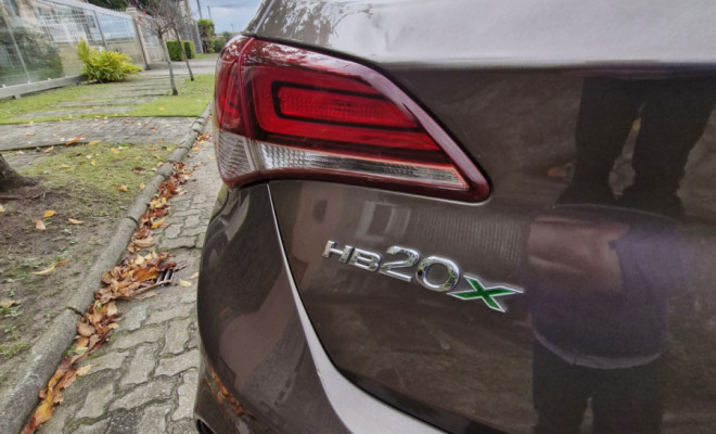 Hyundai HB20X Style 1.6 Flex 16v Mec. 2016 Flex-8