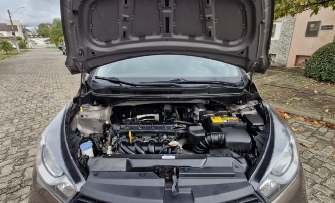 Hyundai HB20X Style 1.6 Flex 16v Mec. 2016 Flex-12